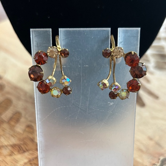 Vintage Gold and Amber Brown Crystal screw back Earrings - Picture 1 of 3